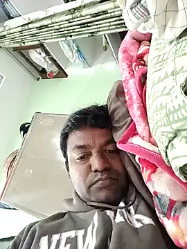 Snapshot of PVNRAO0831 chatting on 12/23/25, 05:49 PVNRAO0831 online show from 12/23/25, 05:49