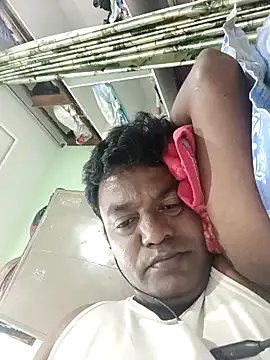 Snapshot of PVNRAO0831 chatting on 02/19/26, 04:03 PVNRAO0831 online show from 02/19/26, 04:03