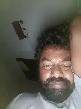 Snapshot of PVNRAO0831 chatting on 04/16/26, 06:52 PVNRAO0831 online show from 04/16/26, 06:52