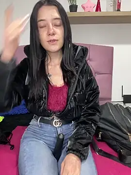 Isabella 21x online show from 03/10/25, 12:26