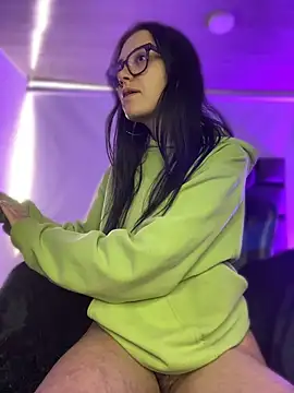 Isabella 21x online show from 07/06/26, 12:35