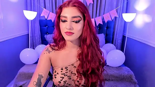 Snapshot of hallsredd chatting on 12/10/24, 12:06 hallsredd online show from 12/10/24, 12:06