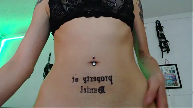 Eloise-brown online show from 01/17/25, 01:36