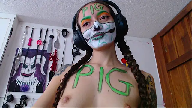 Eloise-brown online show from 01/19/25, 07:37