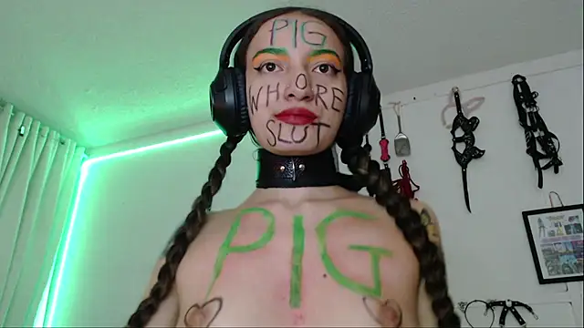 Eloise-brown online show from 01/22/25, 01:20