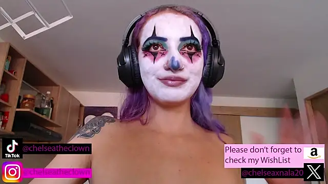 Eloise-brown online show from 10/27/25, 08:35