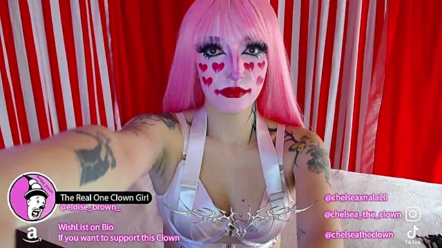 Snapshot of Eloise-brown chatting on 06/13/26, 08:51 Eloise-brown online show from 06/13/26, 08:51