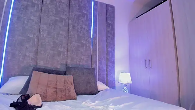 MadelineJones online show from 02/11/25, 11:01