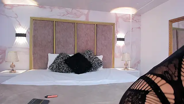 MadelineJones online show from 03/12/25, 09:13