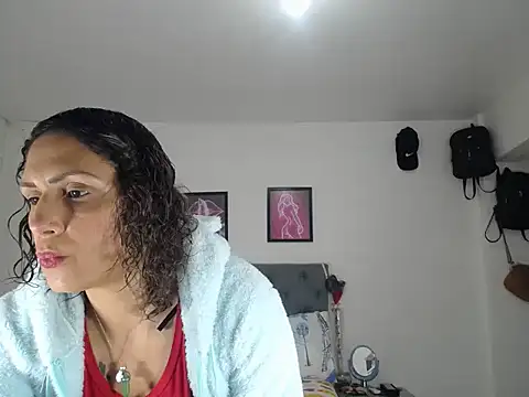 Corina hot online show from 11/30/25, 06:34