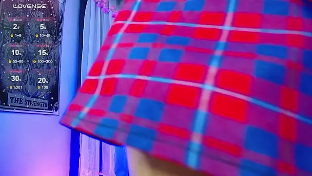 babycat4  online show from 02/23/26, 11:57