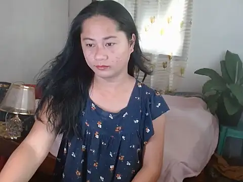 Sweet amberxyz18 online show from 04/19/26, 03:50