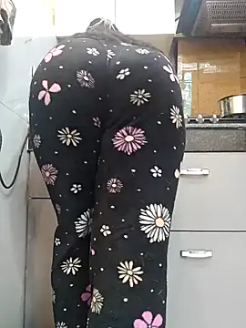 Snapshot of Manpreet_kaur21 chatting on 01/16/25, 01:25 Manpreet kaur21 online show from 01/16/25, 01:25