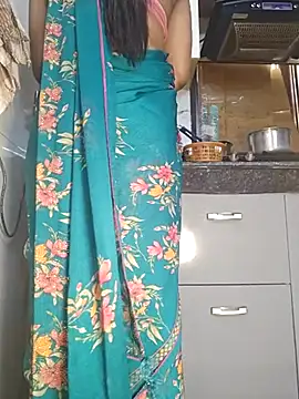 Snapshot of Manpreet_kaur21 chatting on 03/03/25, 06:48 Manpreet kaur21 online show from 03/03/25, 06:48