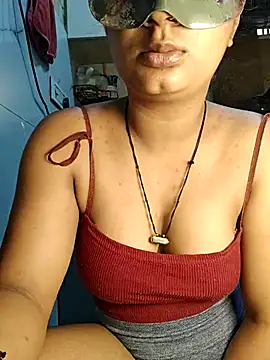 Manpreet kaur21 online show from 05/18/26, 05:02