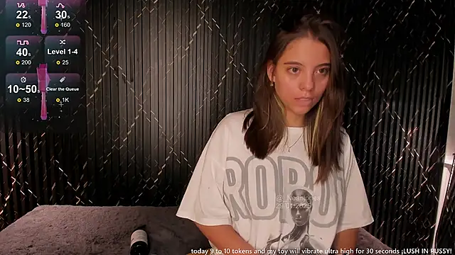 Snapshot of _noahjones chatting on 01/30/25, 03:08 noahjones online show from 01/30/25, 03:08