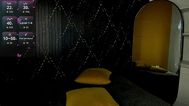 Snapshot of _noahjones chatting on 02/25/25, 03:27 noahjones online show from 02/25/25, 03:27