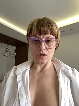 Snapshot of MySweetcum69 chatting on 12/12/24, 08:36 MySweetcum69 online show from 12/12/24, 08:36