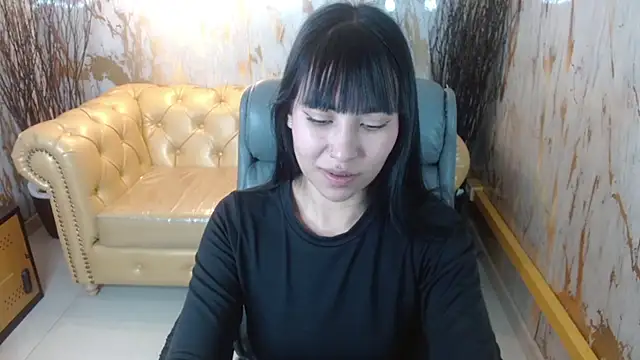 Snapshot of marilin_a chatting on 12/10/24, 05:44 marilin a online show from 12/10/24, 05:44