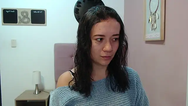 Snapshot of lanna_1878 chatting on 12/16/24, 01:32 lanna 1878 online show from 12/16/24, 01:32