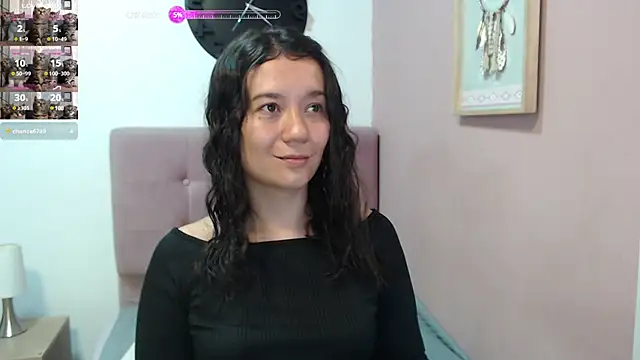 Snapshot of lanna_1878 chatting on 02/12/25, 01:48 lanna 1878 online show from 02/12/25, 01:48