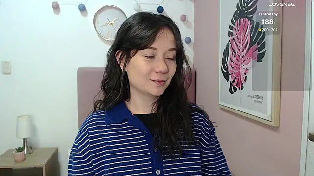 Snapshot of lanna_1878 chatting on 10/06/25, 01:19 lanna 1878 online show from 10/06/25, 01:19