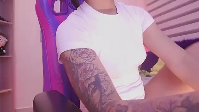 madelyn rose  online show from 04/06/26, 06:09