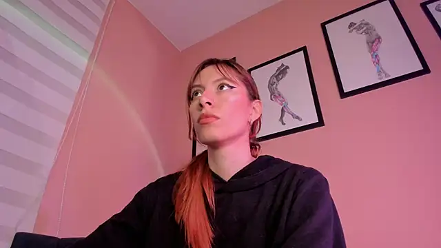 Snapshot of SensualJane2 chatting on 09/17/25, 11:17 SensualJane2 online show from 09/17/25, 11:17
