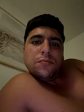 elwhite1996 online show from 10/28/25, 06:28