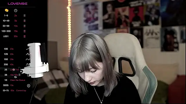 Snapshot of Traharaa chatting on 02/10/26, 01:04 Traharaa online show from 02/10/26, 01:04