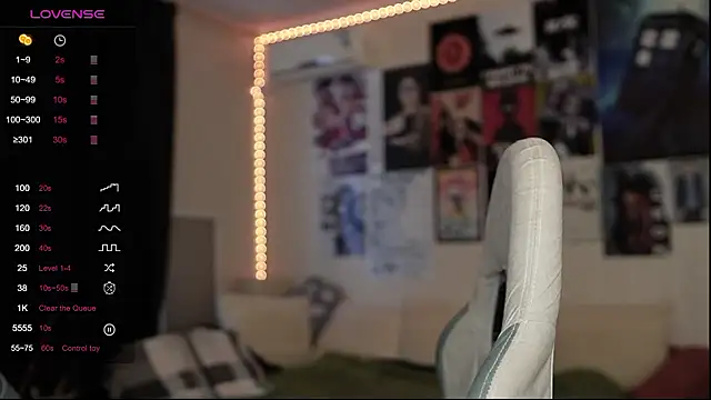 Snapshot of Traharaa chatting on 02/12/26, 01:17 Traharaa online show from 02/12/26, 01:17