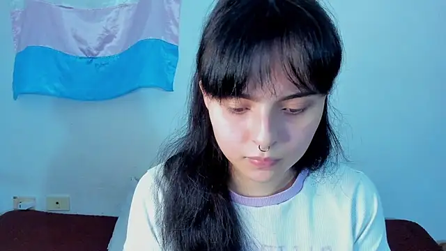 elizabethtaylorxxx online show from 04/11/26, 01:10