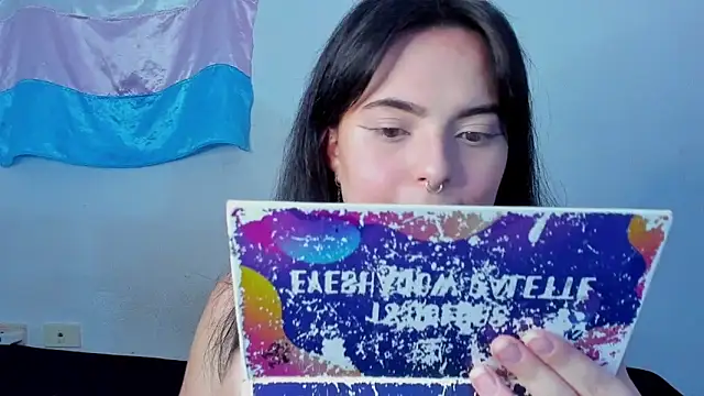 Snapshot of elizabethtaylorxxx chatting on 06/18/26, 02:10 elizabethtaylorxxx online show from 06/18/26, 02:10