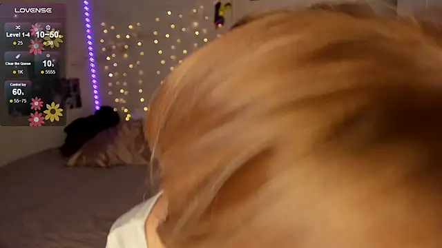 Snapshot of Hannah_Carr chatting on 02/19/25, 01:29 Hannah Carr online show from 02/19/25, 01:29