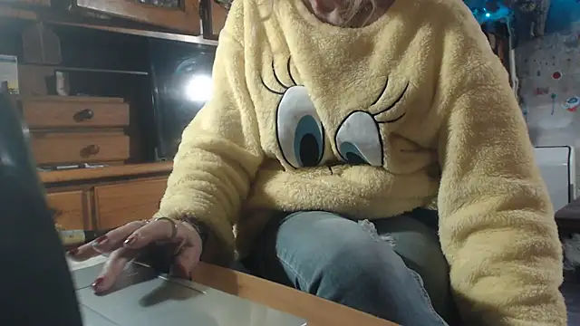 eva2023sexy online show from 02/17/26, 12:01