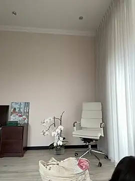 Hott Lolla online show from 01/29/25, 08:29