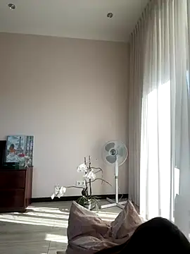 Hott Lolla online show from 09/26/25, 07:01