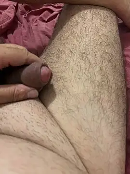 rjuanito973 online show from 12/04/25, 10:51