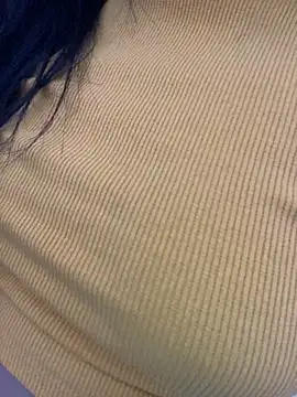 Snapshot of Pinkhotbaby chatting on 11/06/25, 05:14 Pinkhotbaby online show from 11/06/25, 05:14