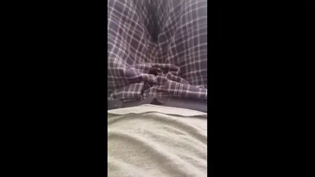 Snapshot of Killergun20 chatting on 11/28/25, 12:41 Killergun20 online show from 11/28/25, 12:41