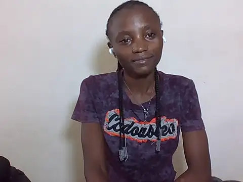 SexyNeedle22 online show from 09/26/25, 09:02