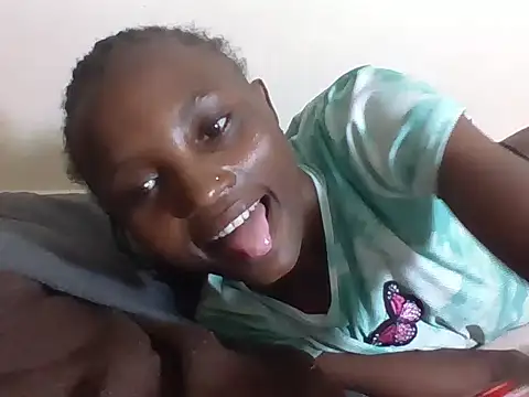 SexyNeedle22 online show from 10/12/25, 07:24