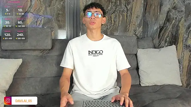 Daviid laidd online show from 11/19/25, 09:04