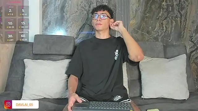 Daviid laidd online show from 11/24/25, 10:31