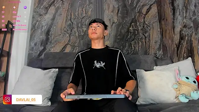 Daviid laidd online show from 04/09/26, 09:31