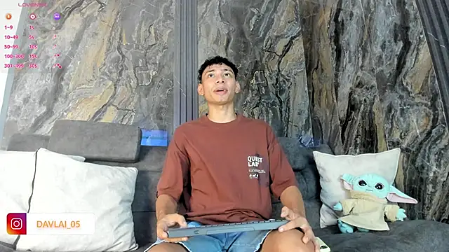 Daviid laidd online show from 04/10/26, 07:29