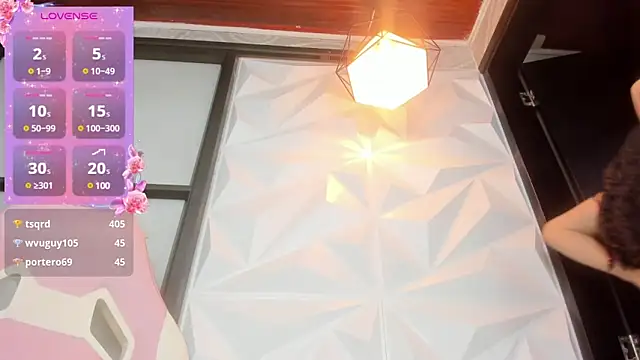 Snapshot of emilymiller_tcw chatting on 01/28/25, 05:54 emilymiller tcw online show from 01/28/25, 05:54