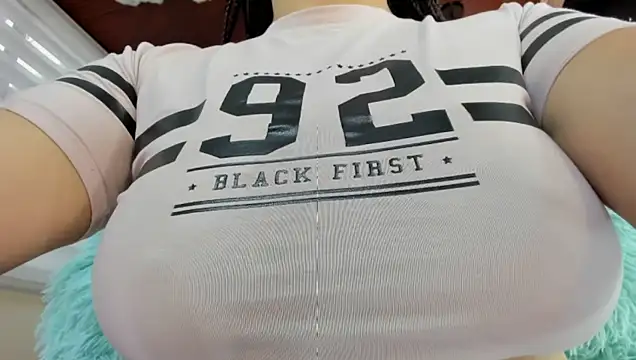 Snapshot of emilymiller_tcw chatting on 02/06/25, 01:32 emilymiller tcw online show from 02/06/25, 01:32