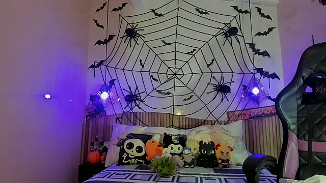 IamNayuta online show from 10/24/25, 04:20