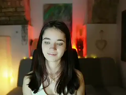 Gia Paige18 online show from 02/09/25, 12:52